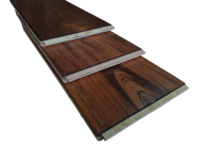 Detalhe das réguas do Piso de Madeira Multiestruturado Muiracatiara 12,5x131mm